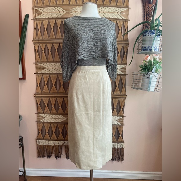 Vintage Union Label Beige Ultra Suede High Waisted Midi Skirt - Picture 11 of 13